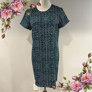 Adrienne Vittadini Geometric Patterned short sleeve Dress - size 8